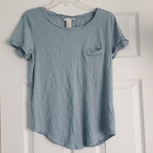 NWOT Basic Pocket Tee